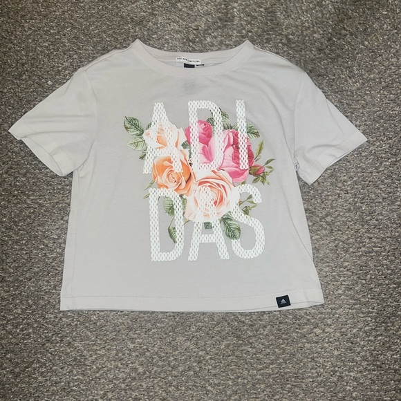 adidas Tops - Adidas crop top. Small